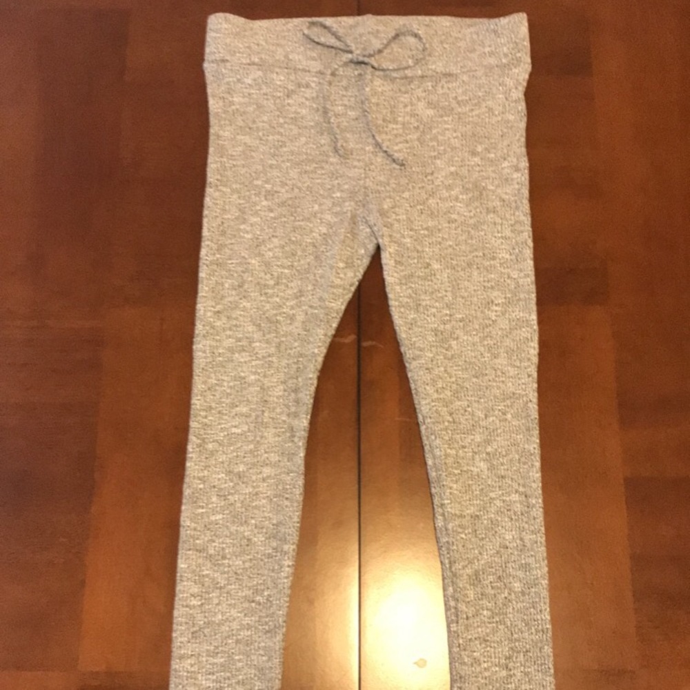 New without tags never worn Fashion Nova Leggings